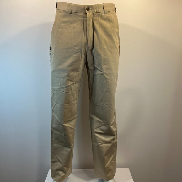 Haggar Men’s Work-To-Weekend Classic Fit Khaki Pants - Size 32 x 30 - NWT - Picture 2 of 6